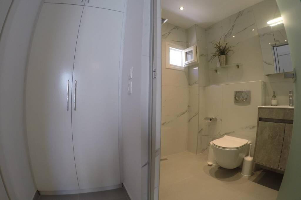 Polychrono New 2 Bedroom Apt. Just By The Sea! Extérieur photo